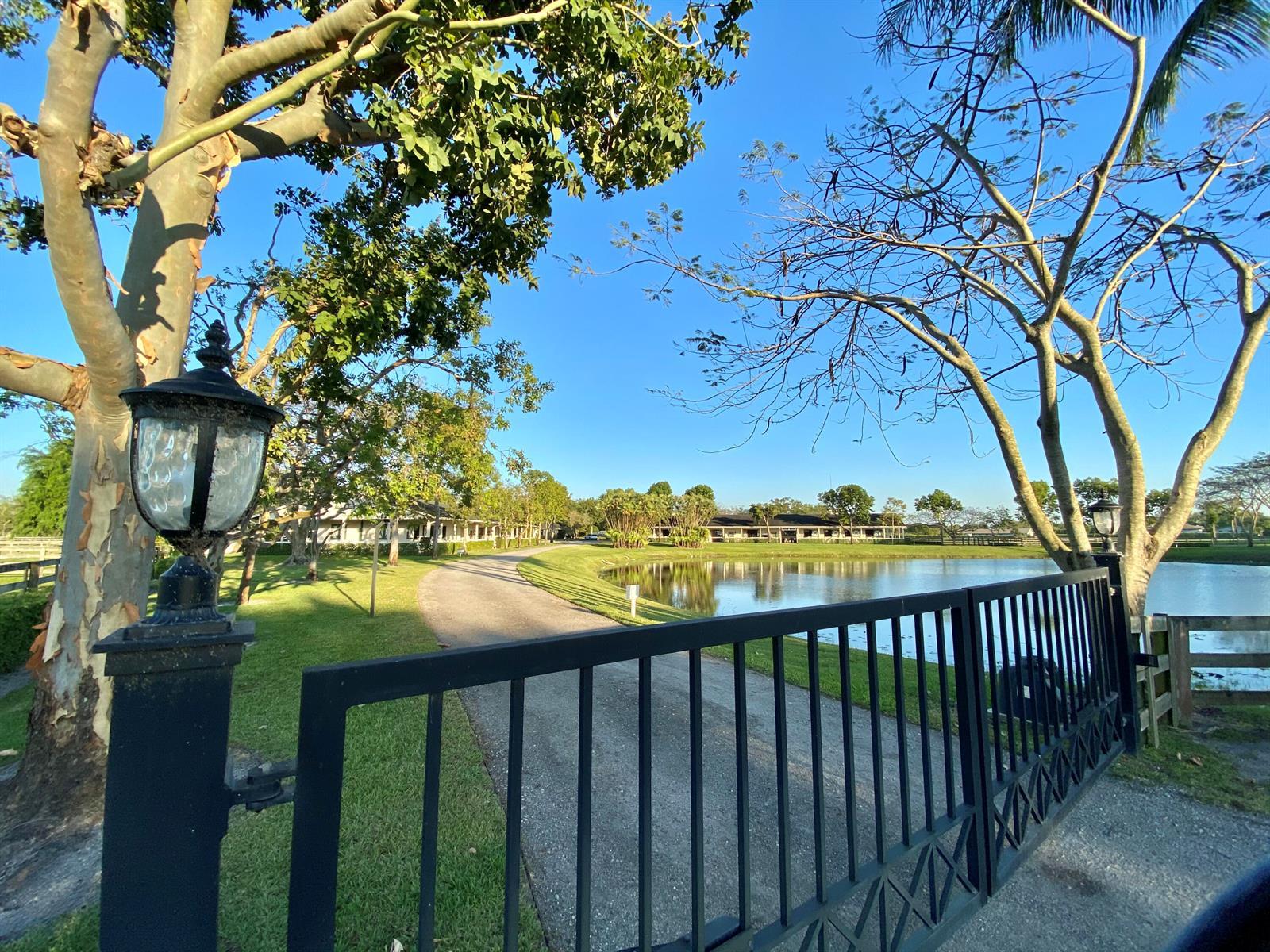 5110 S Shore Boulevard, Wellington FL 33449 photo 2