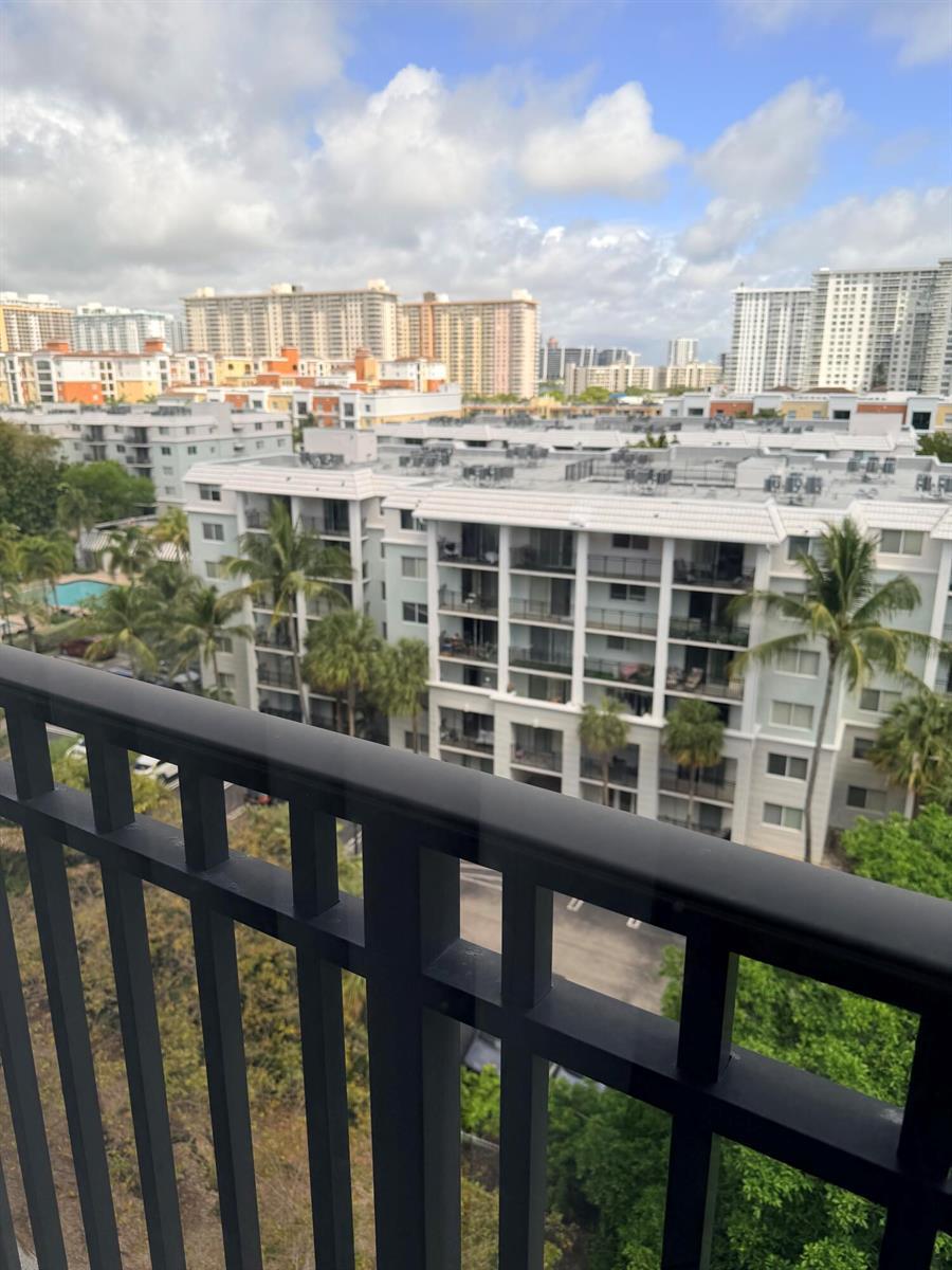 17021 N Bay Road # 912, Sunny Isles Beach FL 33160 photo 5