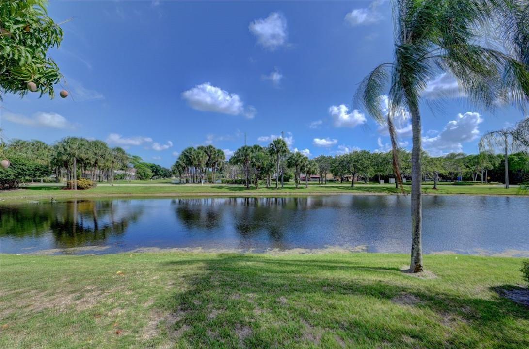5330 Flamingo Court, Coconut Creek FL 33073 photo 2