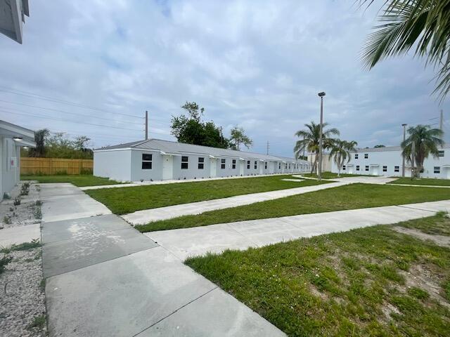 4393 Windsor Avenue # 28, West Palm Beach FL 33407 photo 3