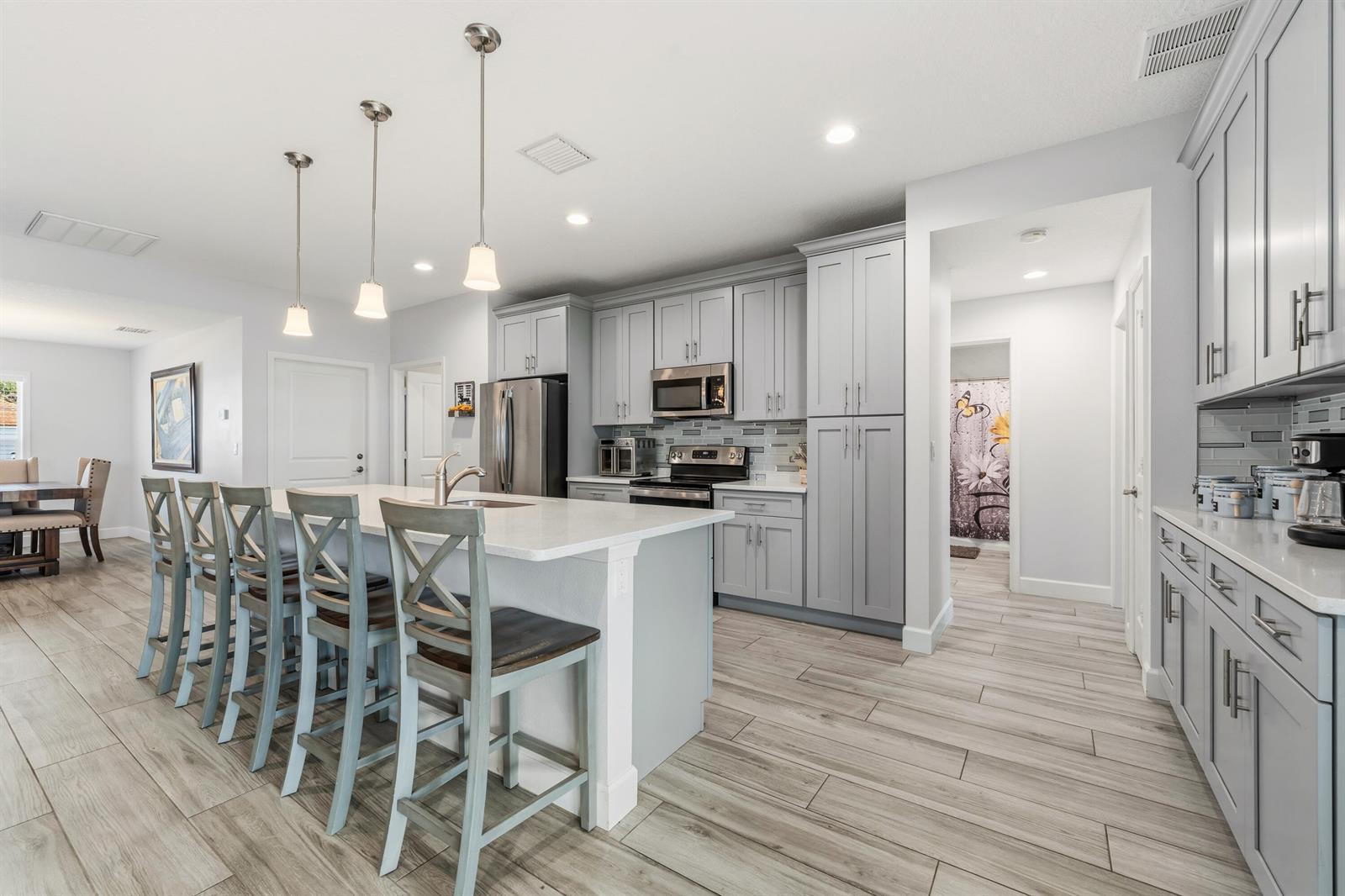 2025 SE South Buttonwood Drive, Port St. Lucie FL 34952