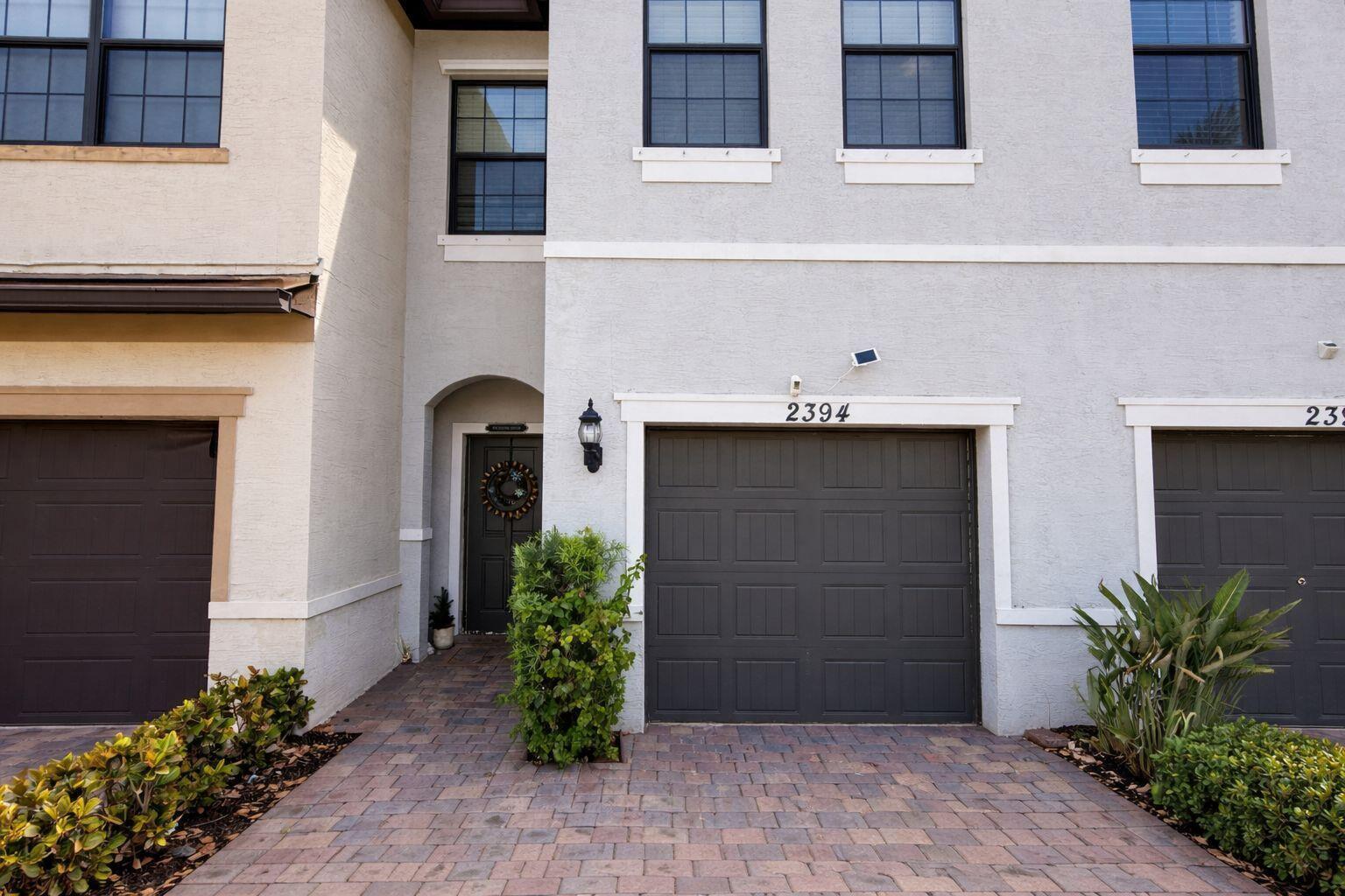 2394 Post Street, Palm Springs FL 33406 photo 2