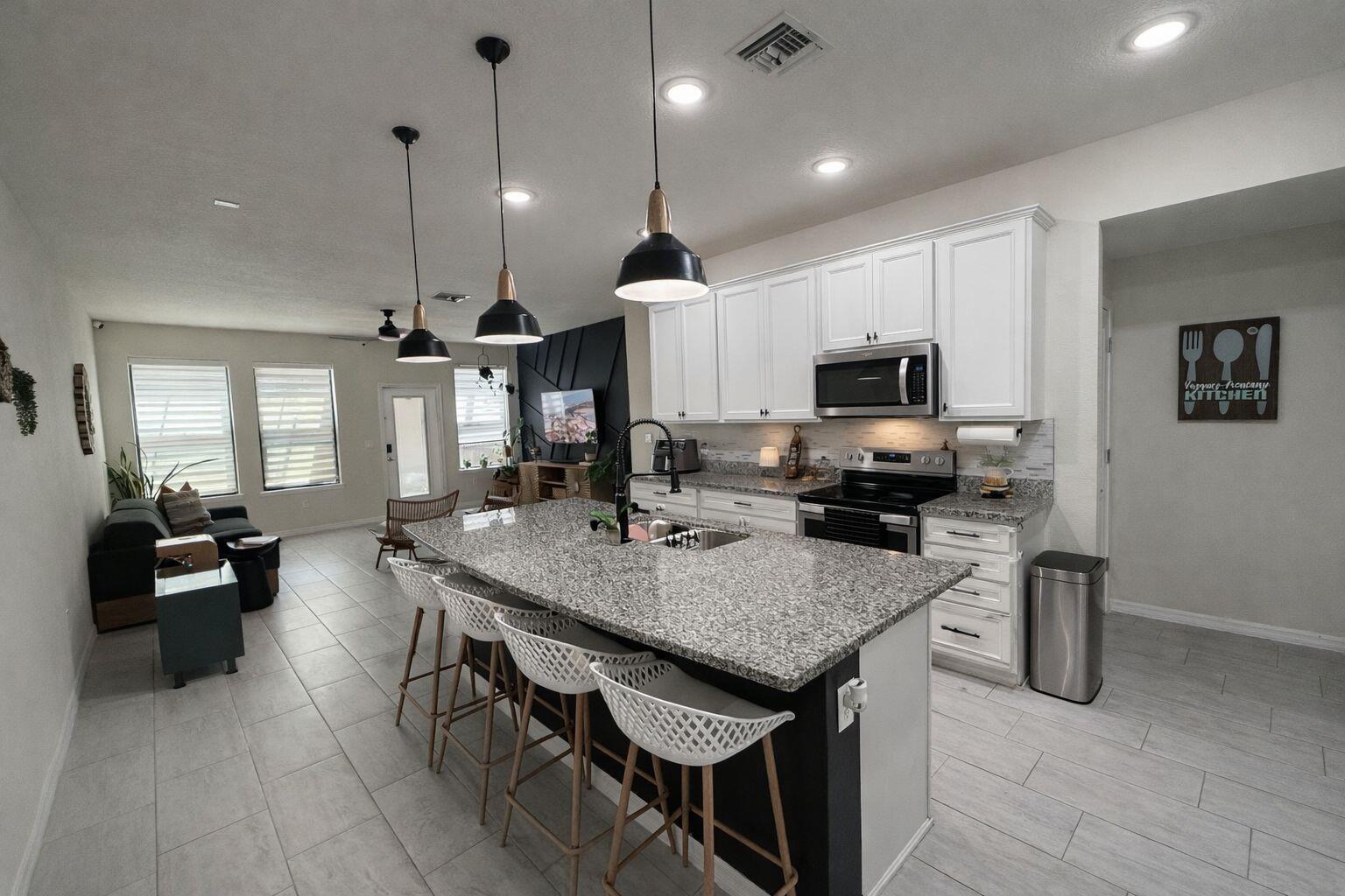 2394 Post Street, Palm Springs FL 33406 photo 3