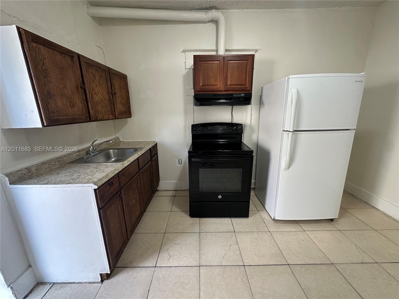 1767 NW 5th St # 3, Miami FL 33125