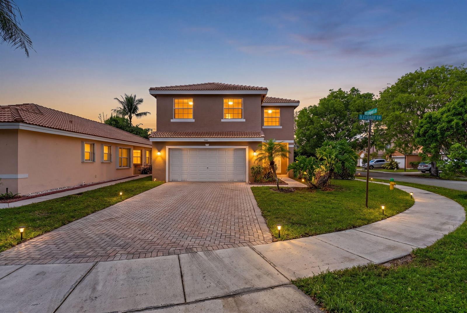 7962 N Silverado Circle, Hollywood FL 33024