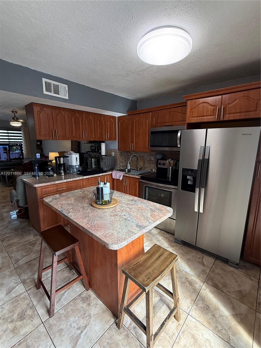 1813 SW 107th Ave # 2408, Miami FL 33165 photo 2