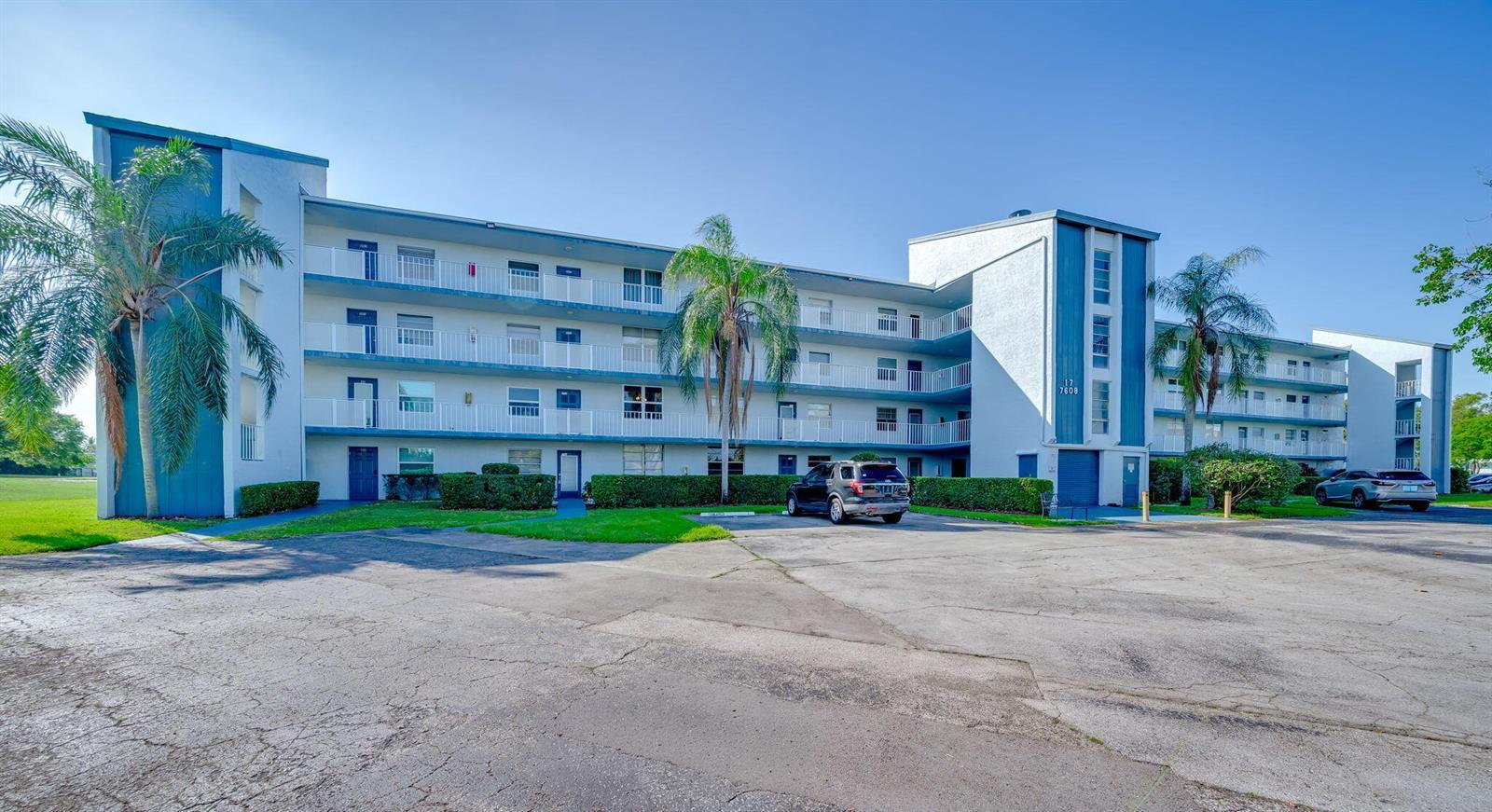 7608 NW 18th Street Unit 202, Margate FL 33063 photo 2