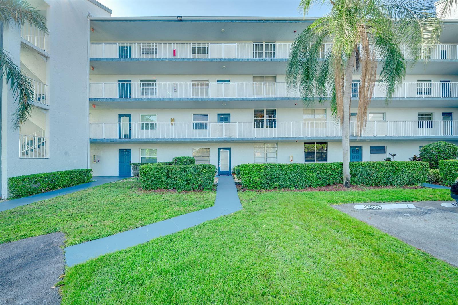 7608 NW 18th Street Unit 202, Margate FL 33063 photo 4