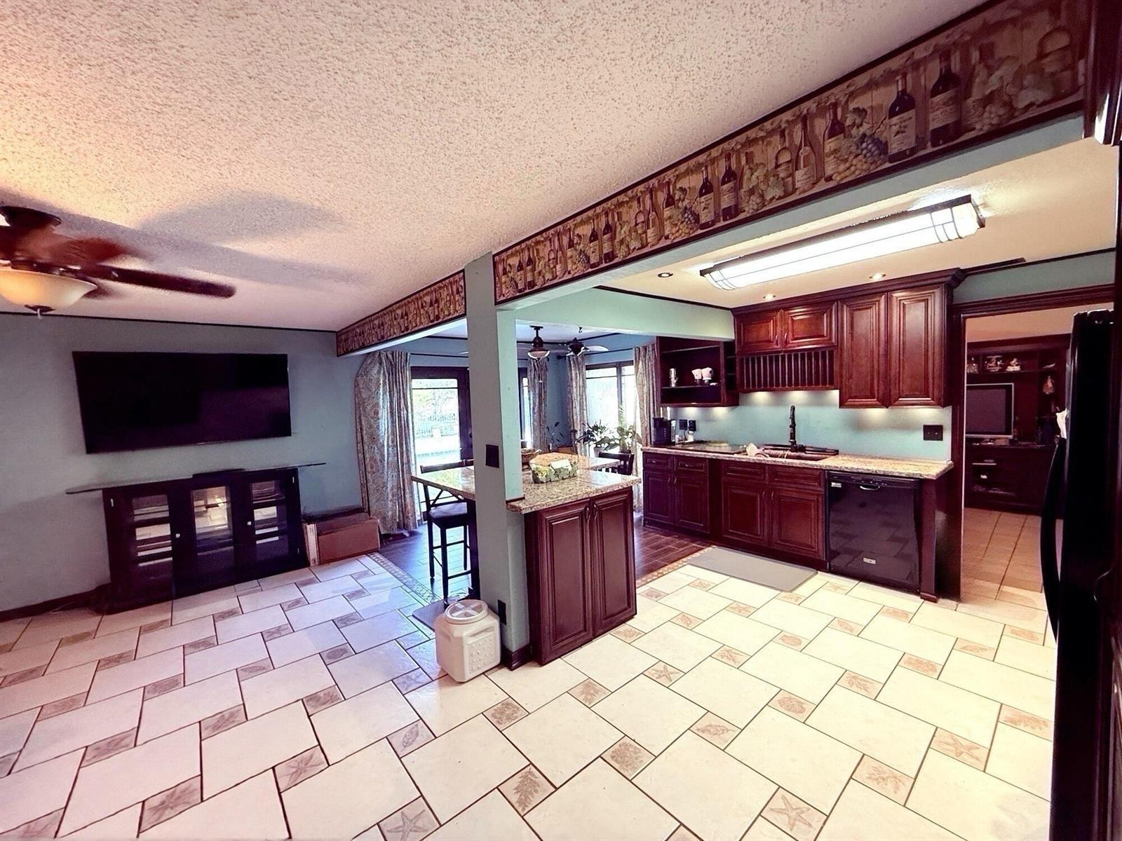 8753 NW 27th Street, Coral Springs FL 33065 photo 3