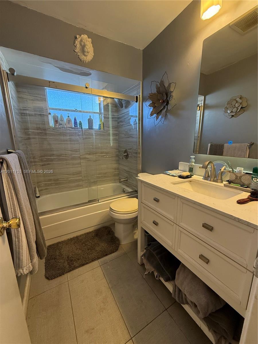 500 NE 14th Ave # 302, Hallandale Beach FL 33009 photo 4