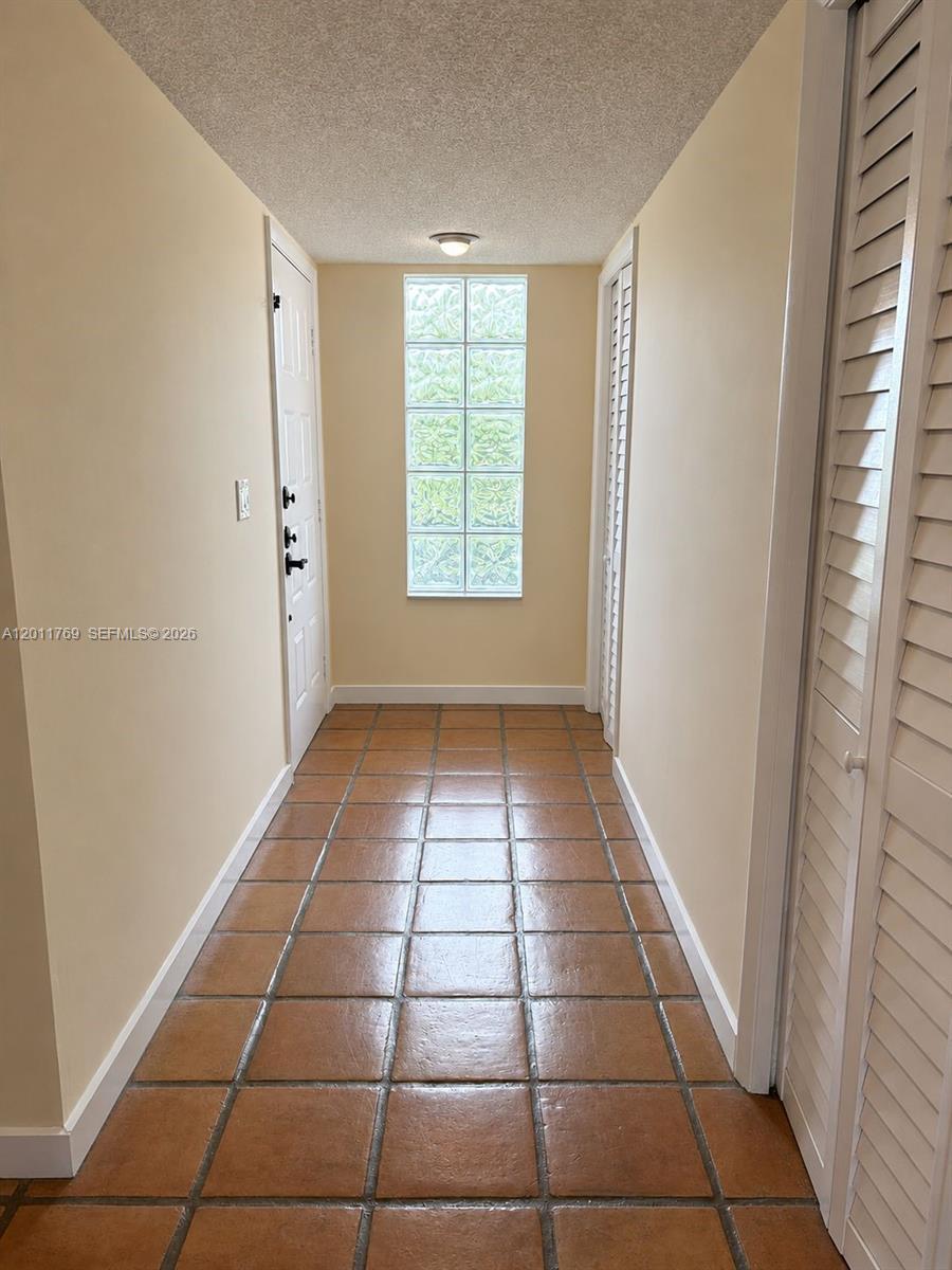 286 Racquet Club Rd # 204, Weston FL 33326 photo 4