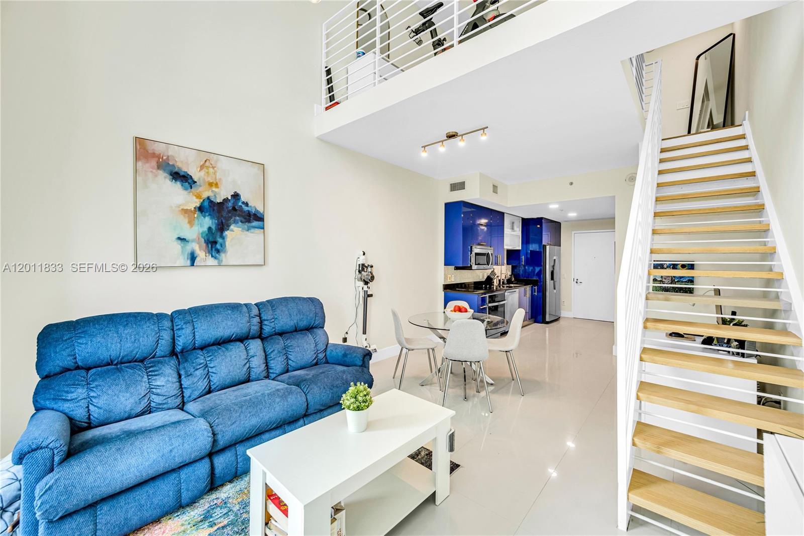 60 SW 13th St # 2014, Miami FL 33130