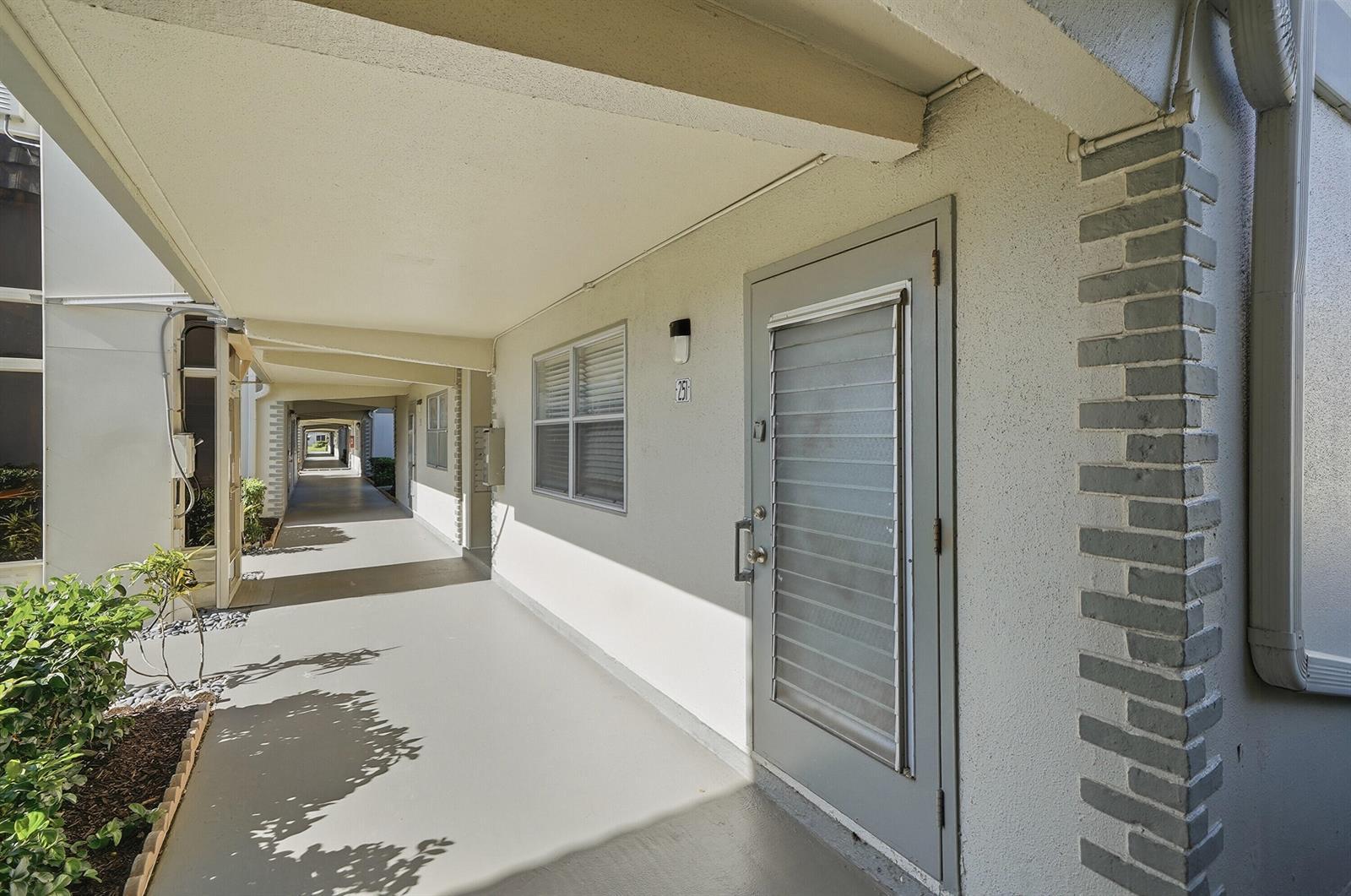 251 Monaco Way, Delray Beach FL 33446 photo 4