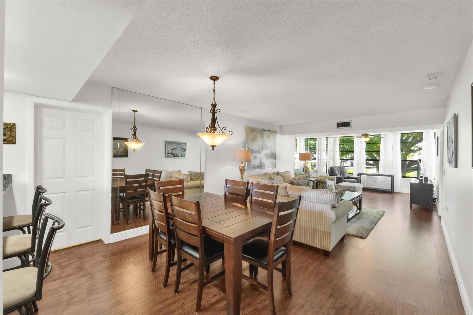 3716 Whitehall Drive # 202, West Palm Beach FL 33401 photo 3