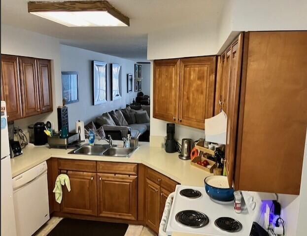 118 Lake Emerald Drive # 403, Oakland Park FL 33309 photo 4