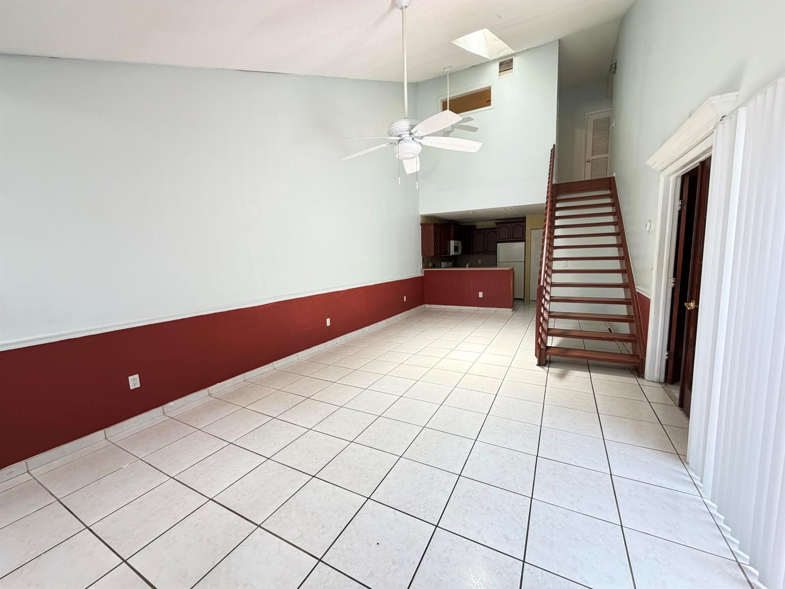 2035 Winners Circle, North Lauderdale FL 33068 photo 2