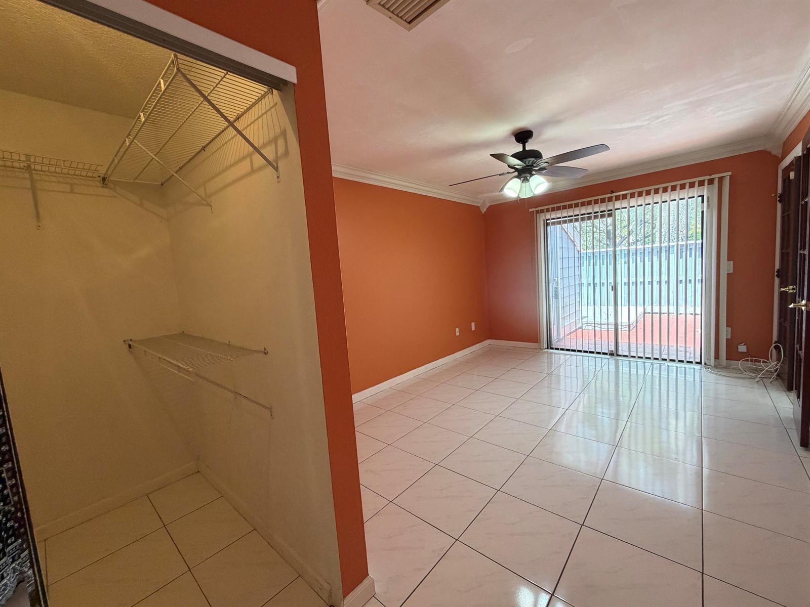 2035 Winners Circle, North Lauderdale FL 33068 photo 5