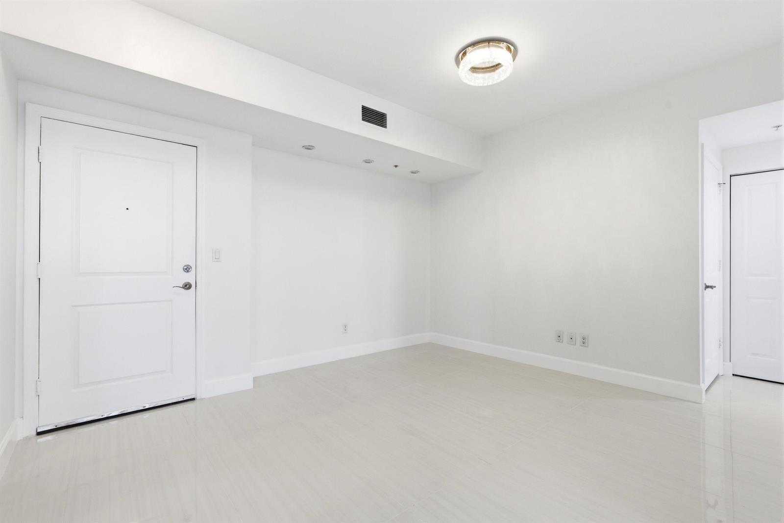 511 SE 5th Avenue # 2207, Fort Lauderdale FL 33301 photo 4