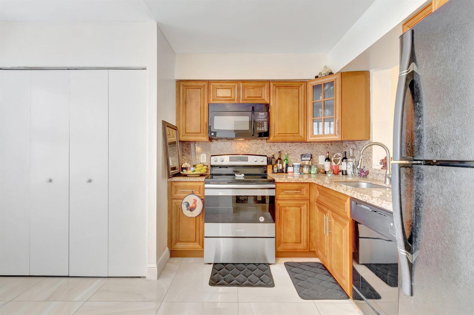 14723 Cumberland Drive # B, Delray Beach FL 33446 photo 4