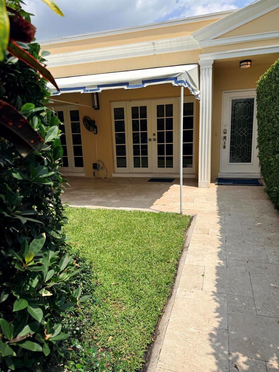 225 Everglade Avenue # 6, Palm Beach FL 33480 photo 3