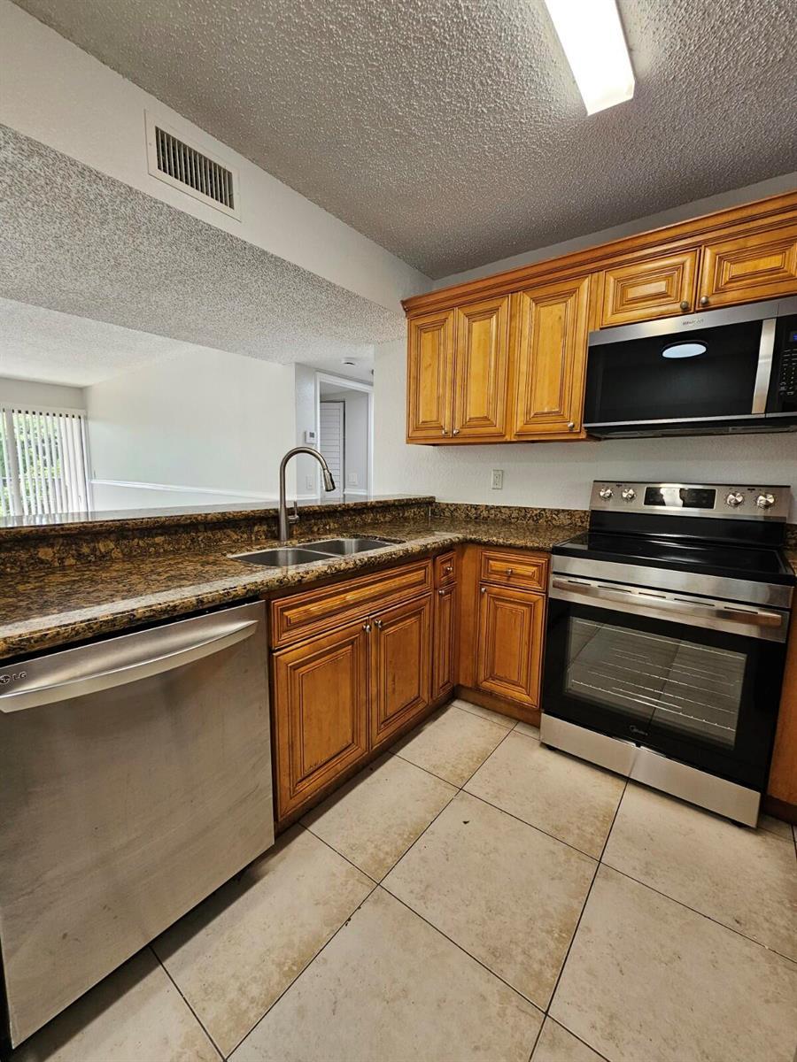 1401 Windorah Way # G, West Palm Beach FL 33411 photo 4