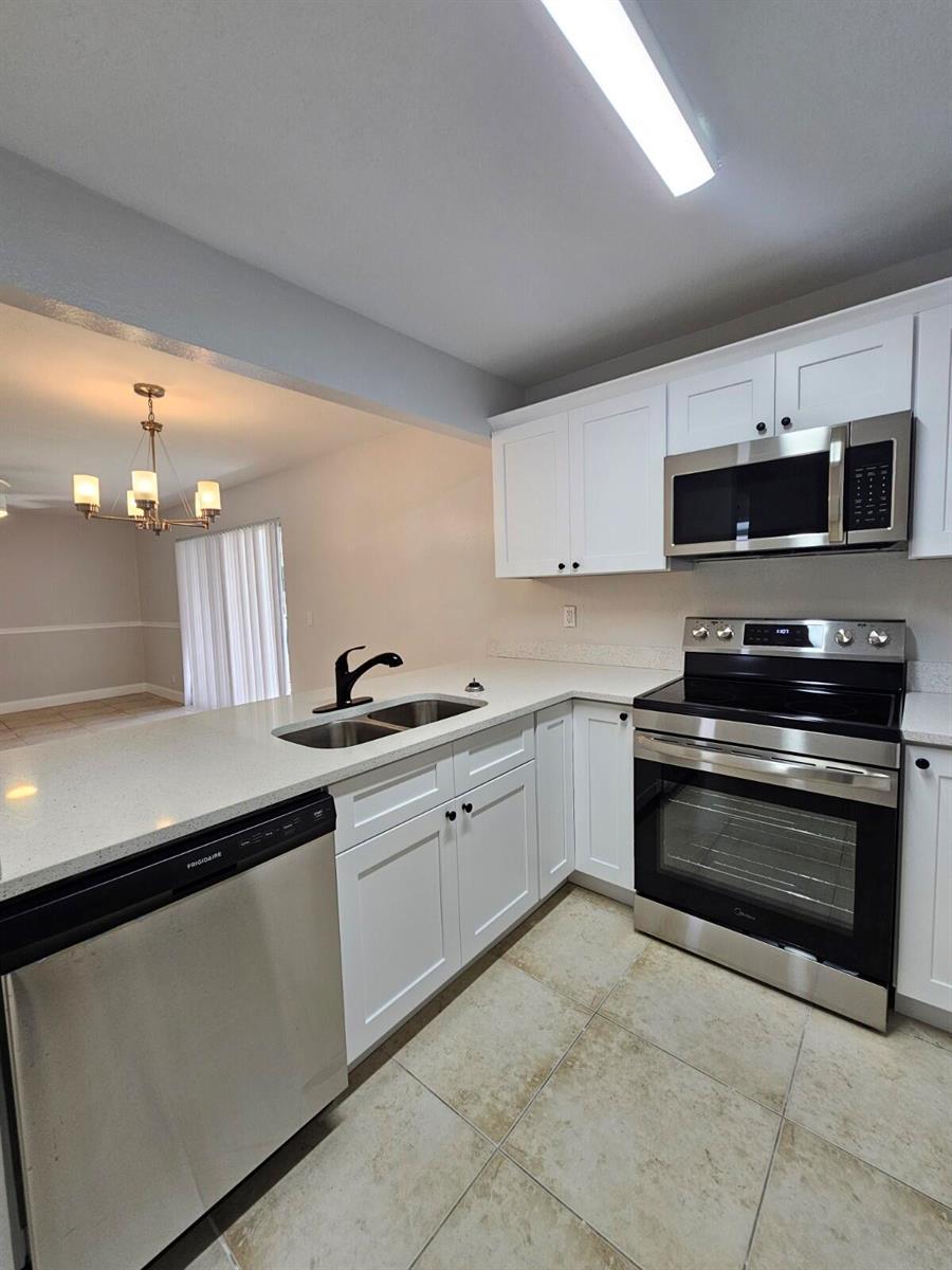 1421 Windorah Way, West Palm Beach FL 33411 photo 4
