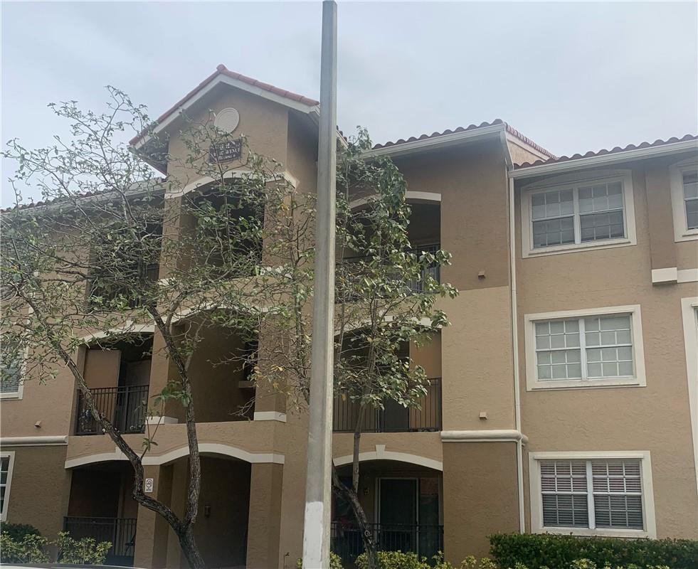 131 SW 117th Avenue # 8304, Pembroke Pines FL 33025 photo 2
