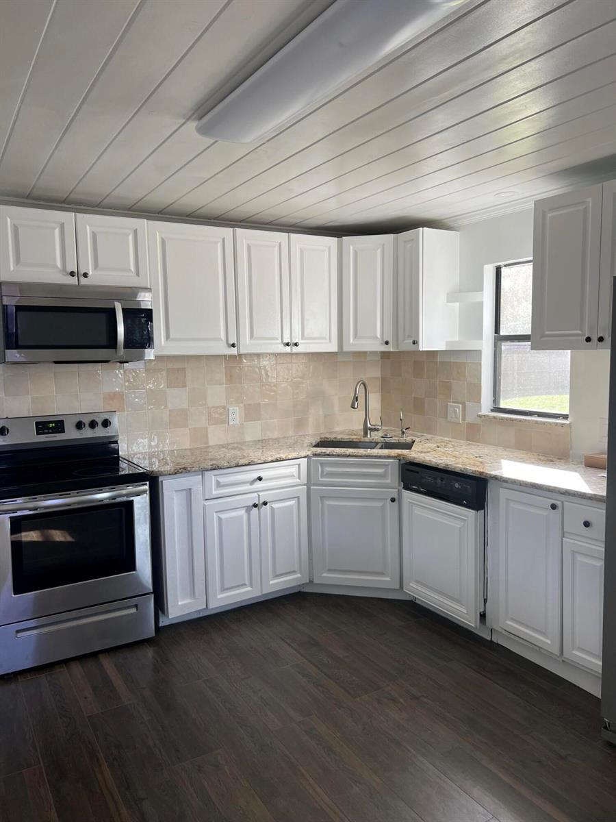 1005 20th Avenue, Vero Beach FL 32960 photo 3