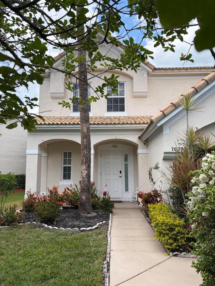 7629 Sanctuary Drive, Coral Springs FL 33065 photo 2