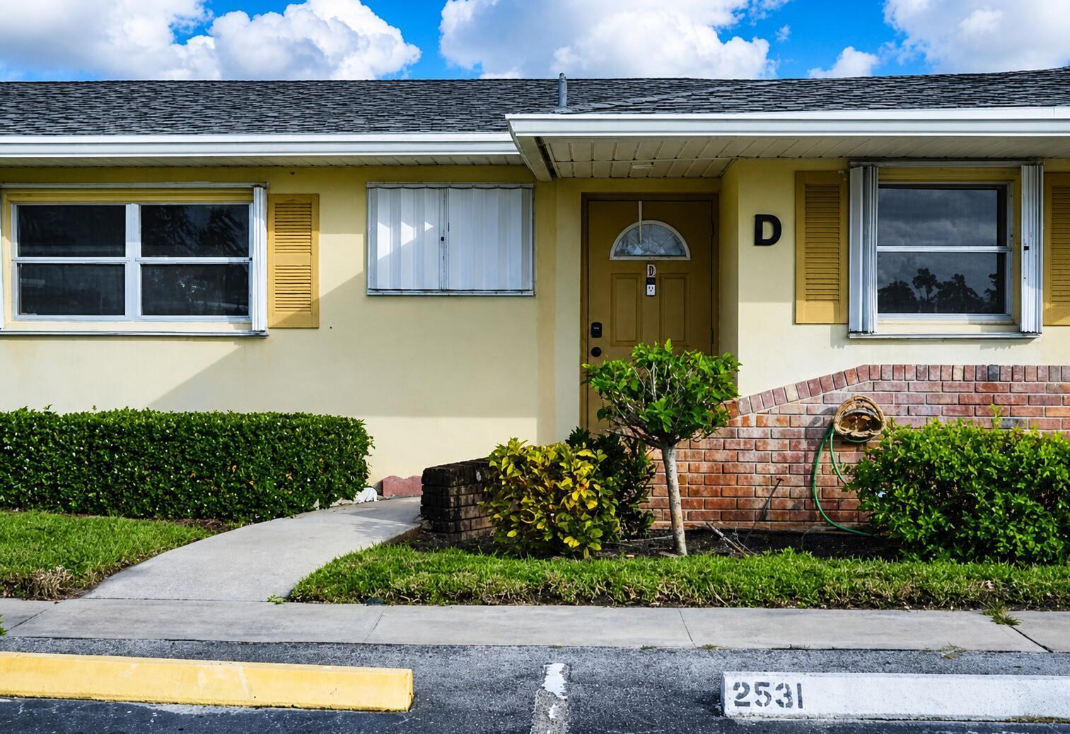 2531 W Barkley Dr W # D, West Palm Beach FL 33415