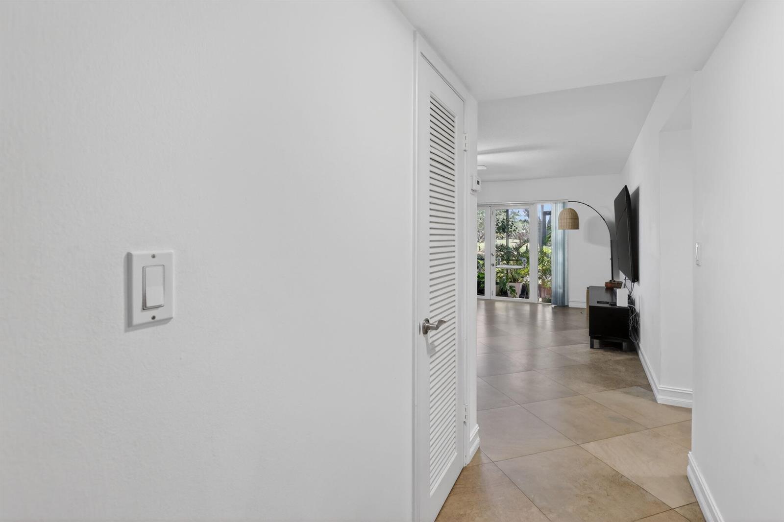 9101 Jacaranda Lane # 107, Plantation FL 33324 photo 4