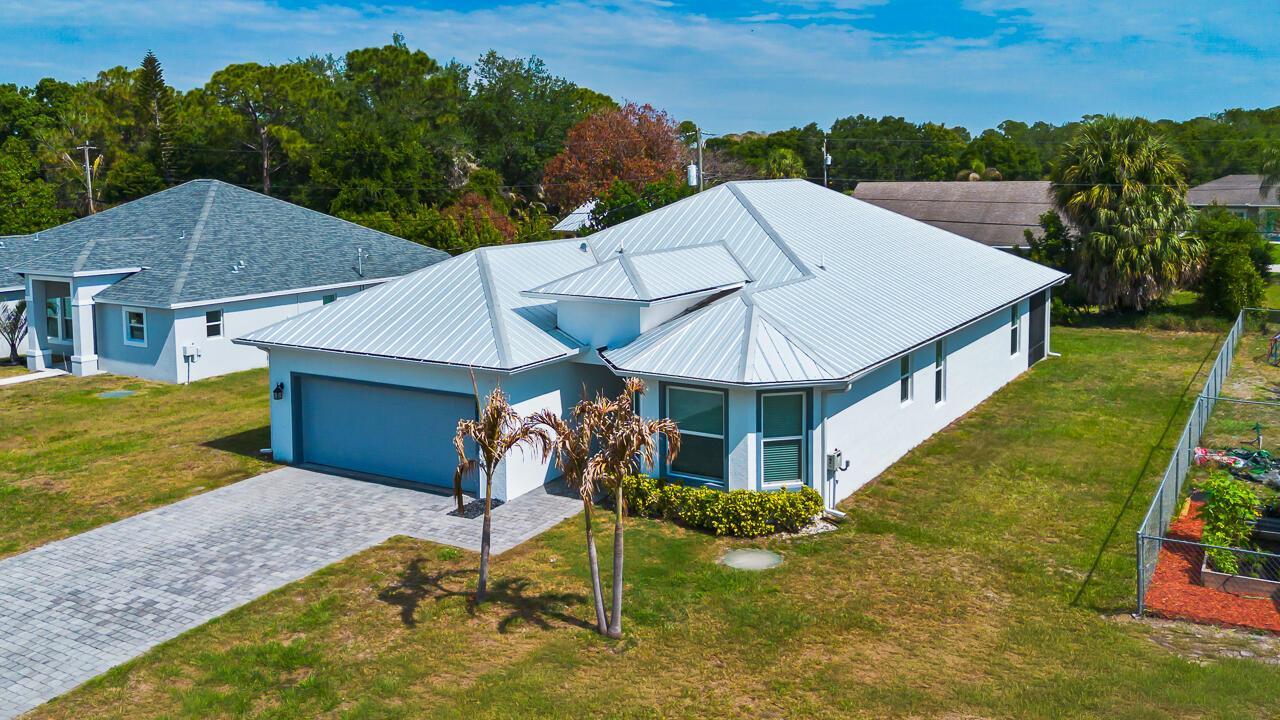 1925 SW Michelangelo Avenue, Port St. Lucie FL 34953 photo 2