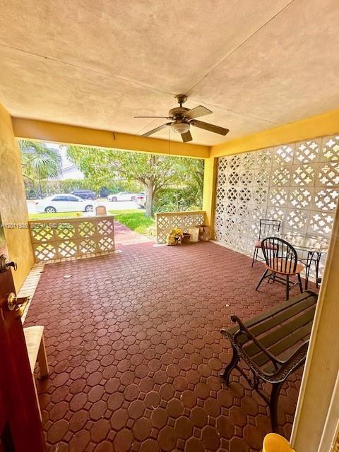 1551 Tyler St, Hollywood FL 33020 photo 2