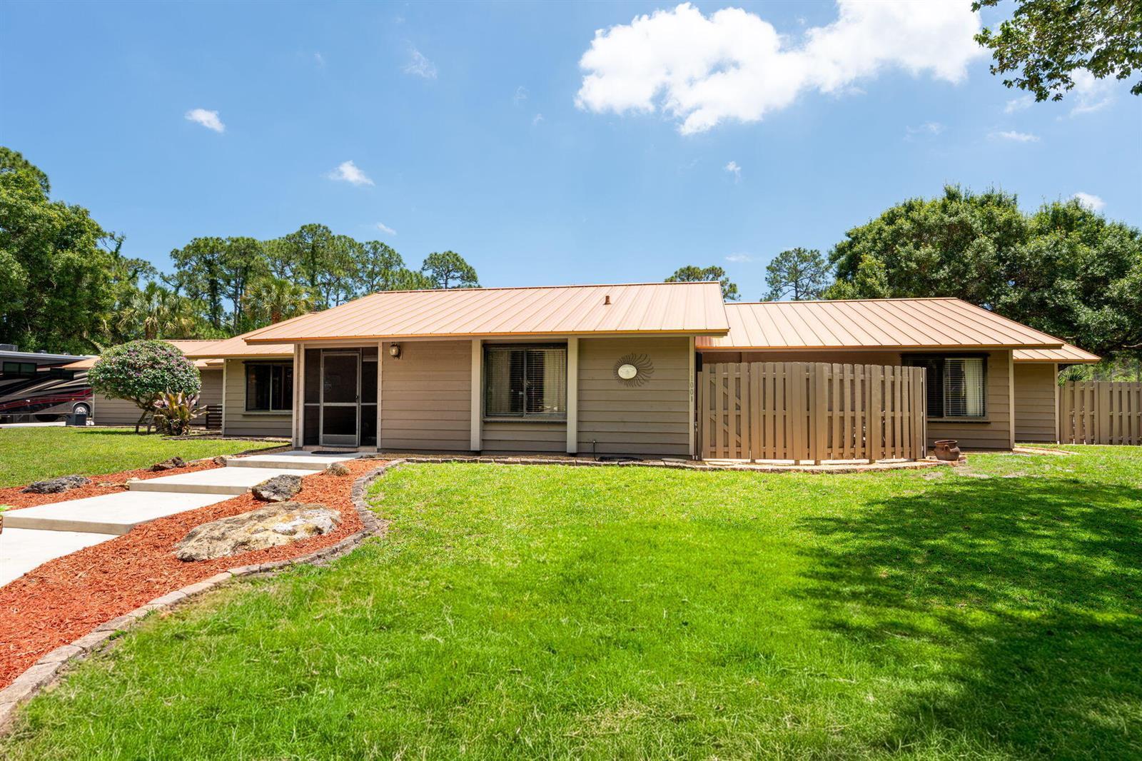 11001 SW Hawkview Circle, Stuart FL 34997 photo 3