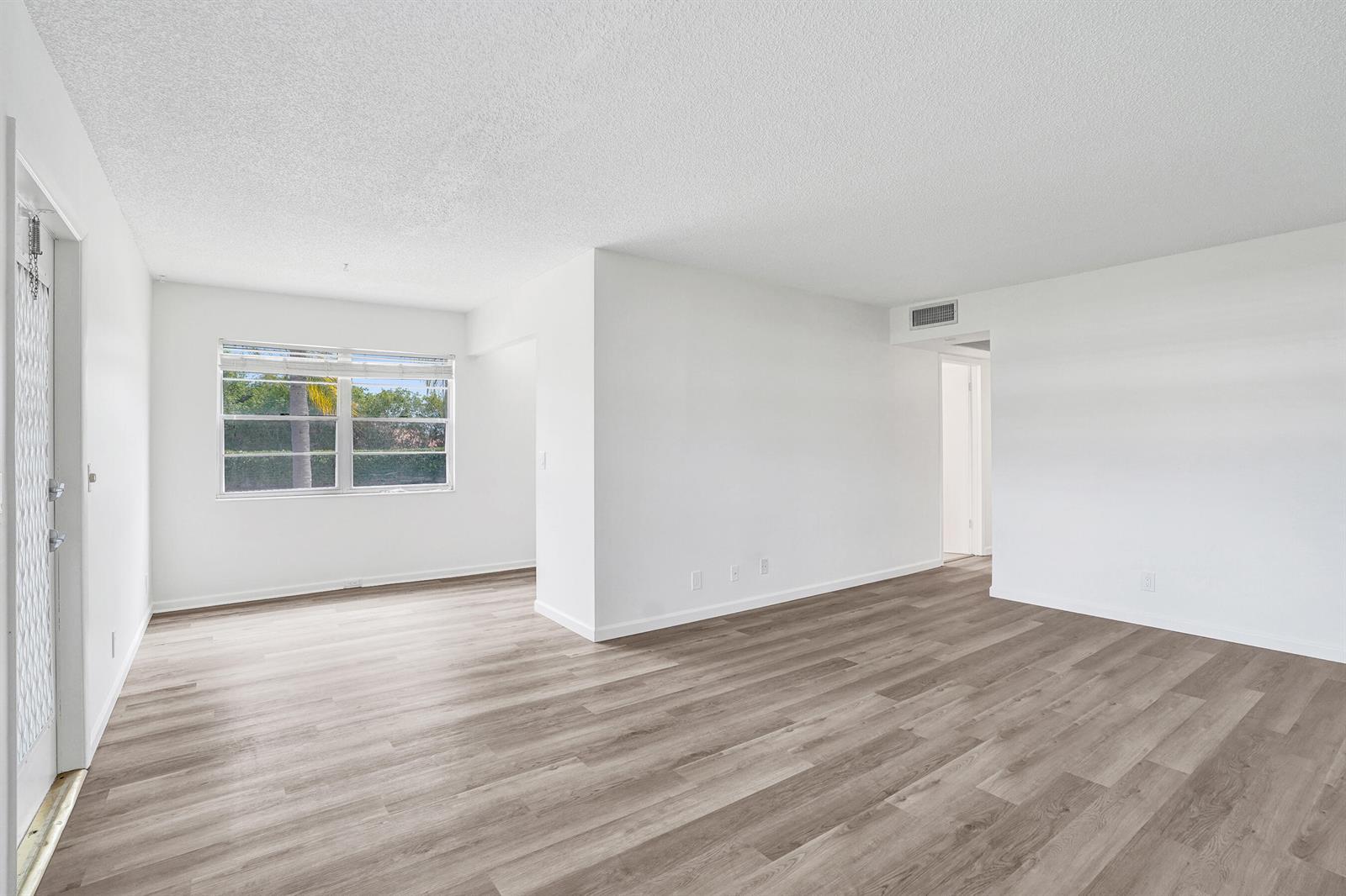 57 Dorset Drive # B, Boca Raton FL 33434 photo 2