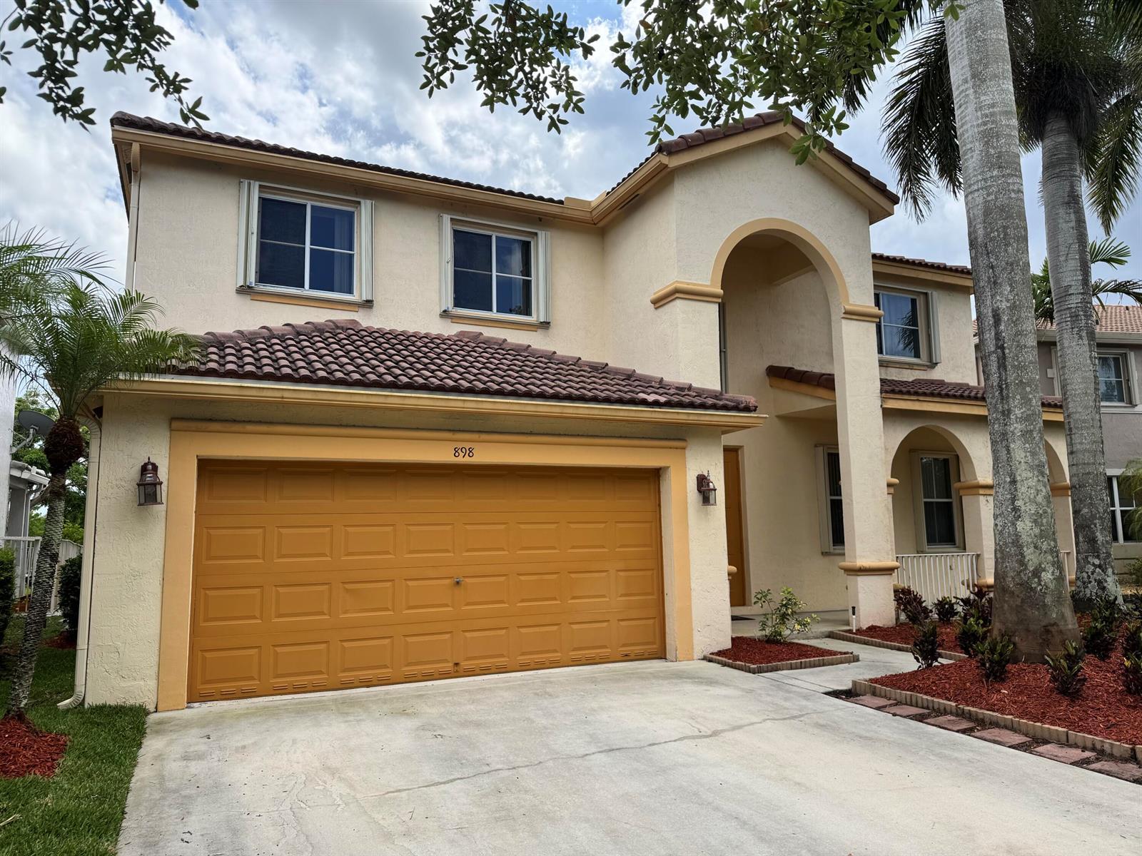 898 Tulip Circle, Weston FL 33327 photo 3
