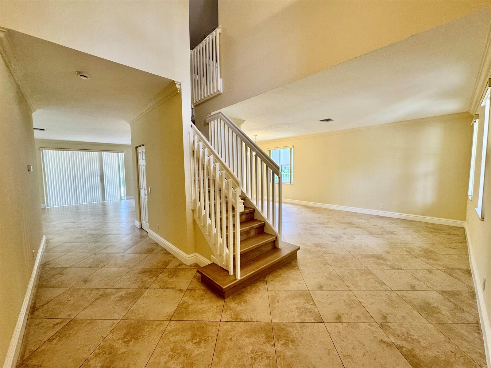 898 Tulip Circle, Weston FL 33327 photo 5