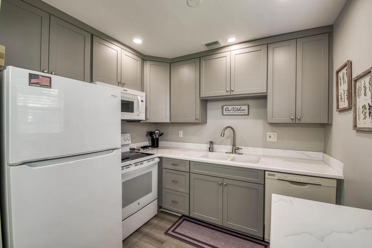 2929 SE Ocean Boulevard # 6, Stuart FL 34996 photo 5