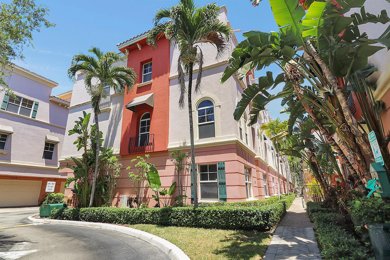 1033 NE 17th Way # 1204, Fort Lauderdale FL 33304 photo 2