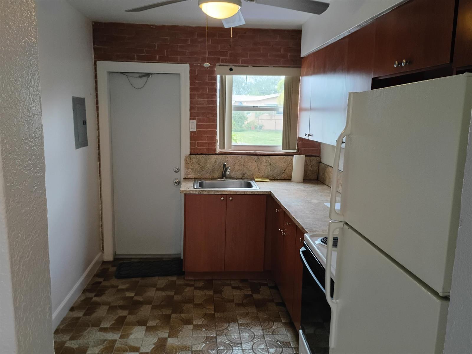 2221 Johnson Street, Hollywood FL 33020