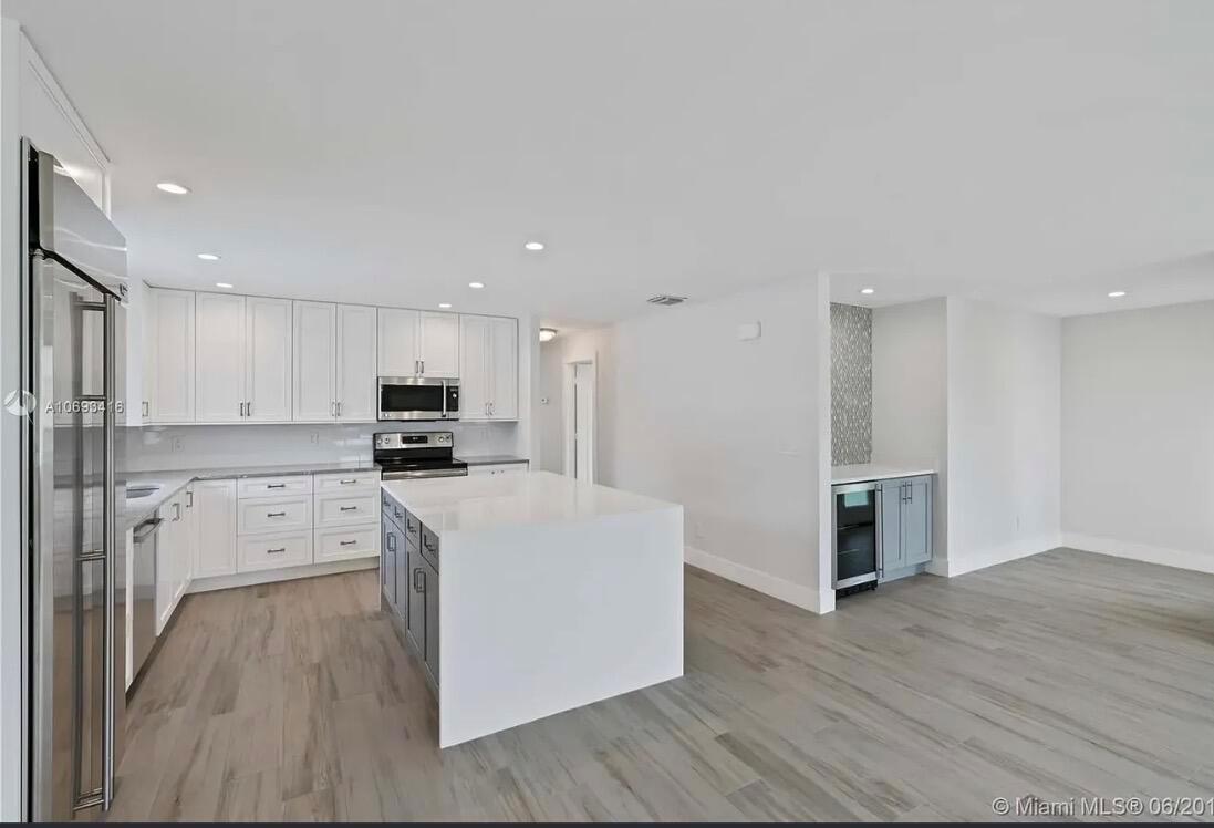 2539 Wabash Drive, North Palm Beach FL 33410 photo 2