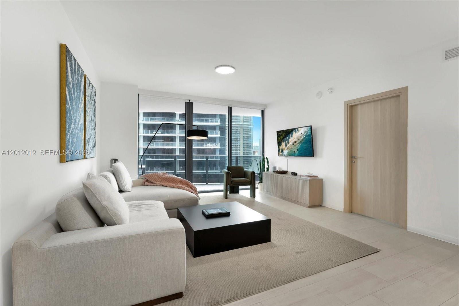 1000 Brickell Plz # 3607, Miami FL 33131 photo 2