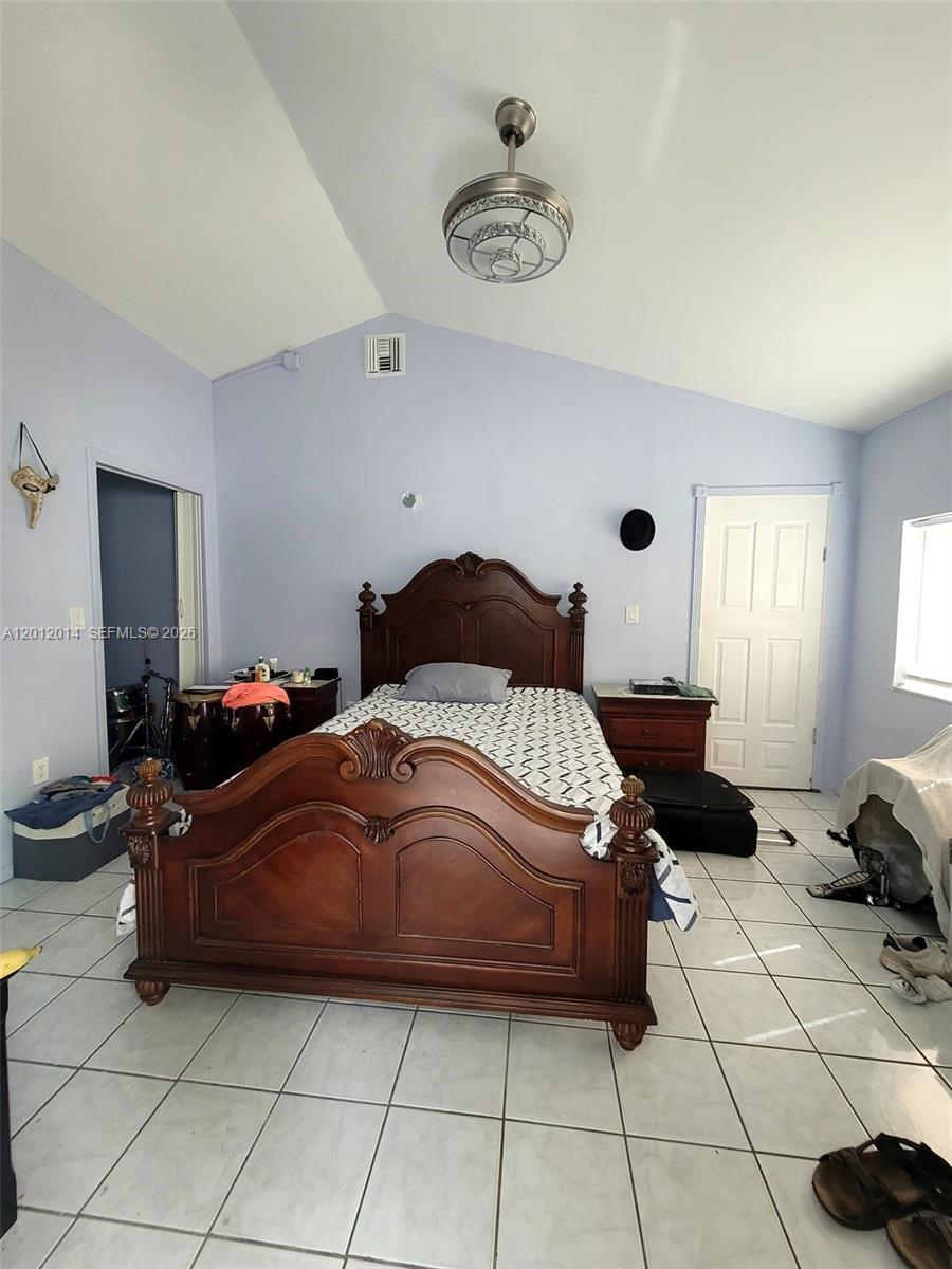 2385 NE 185th St # 1, Miami FL 33180 photo 4