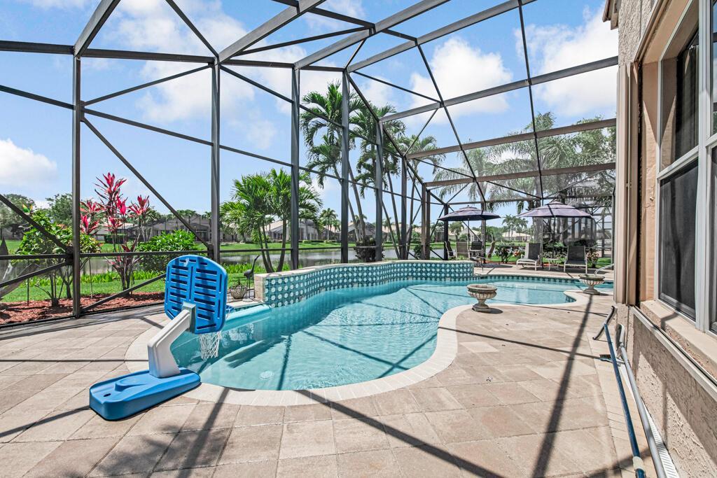 7945 Amethyst Lake Point, Lake Worth FL 33467 photo 2