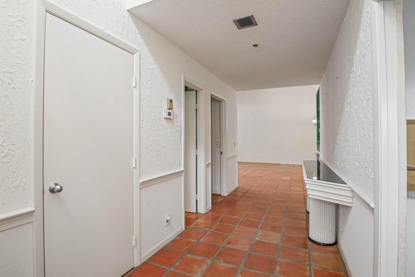 6888 Fountains Circle, Lake Worth FL 33467 photo 3