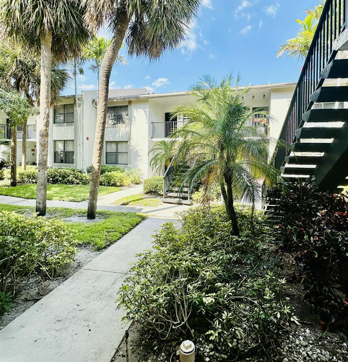 1250 S Military Trail # 1612, Deerfield Beach FL 33442 photo 2
