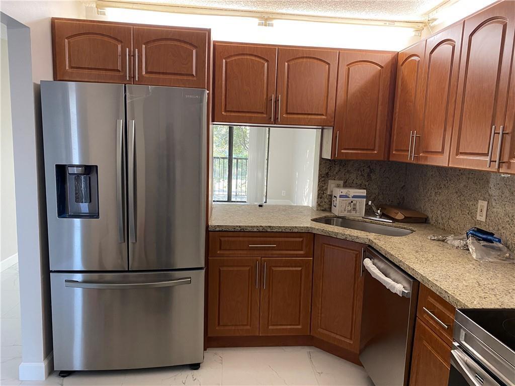 11615 NW 28th Street # 4, Coral Springs FL 33065