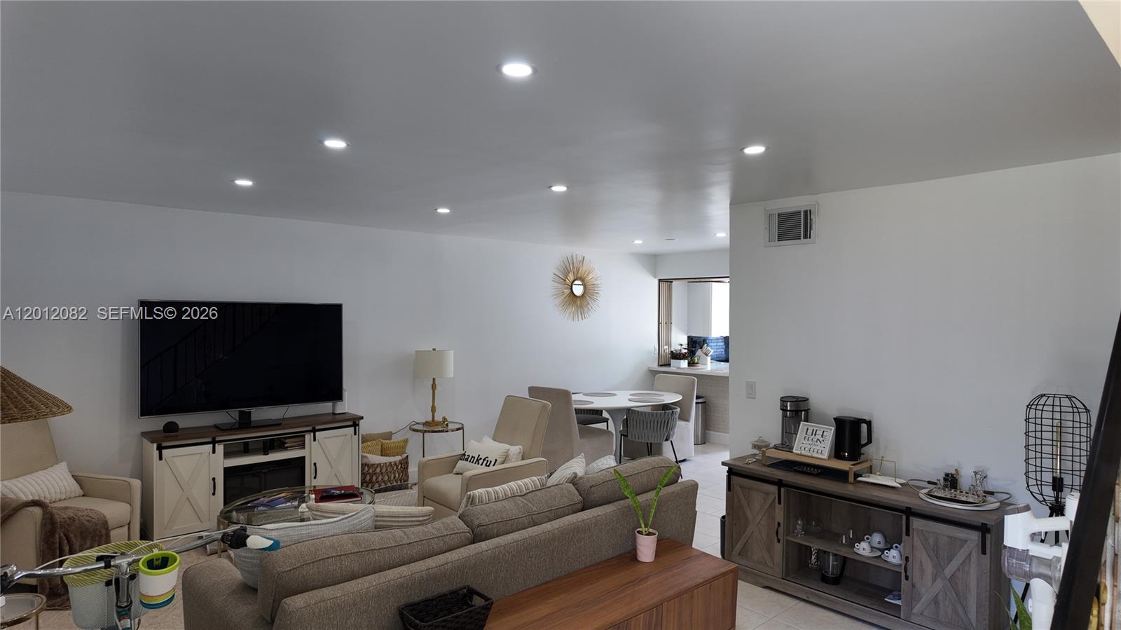 1845 NW 4th Ave # 17, Boca Raton FL 33432 photo 2
