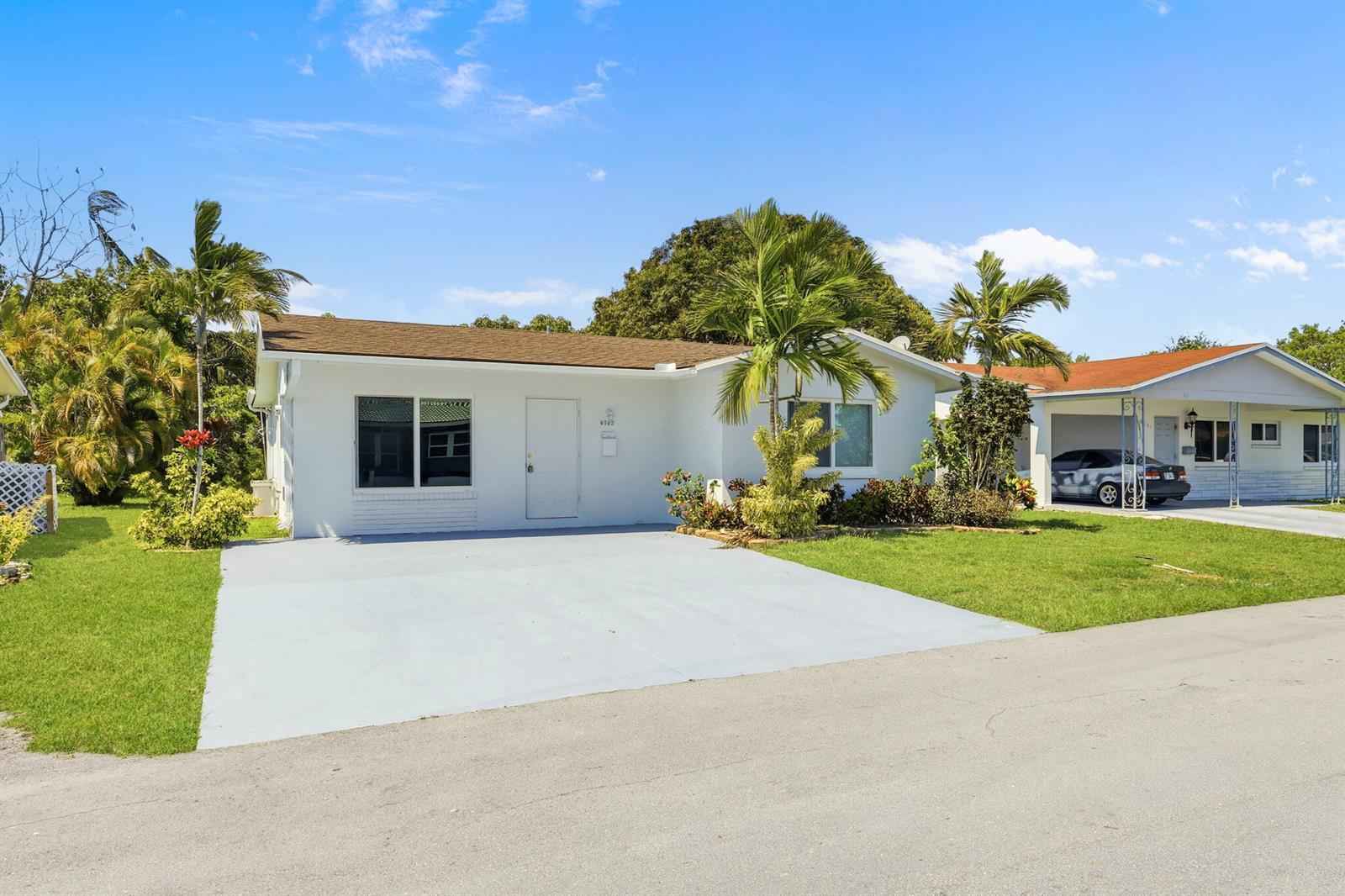 6703 NW 62nd Street, Tamarac FL 33321 photo 2