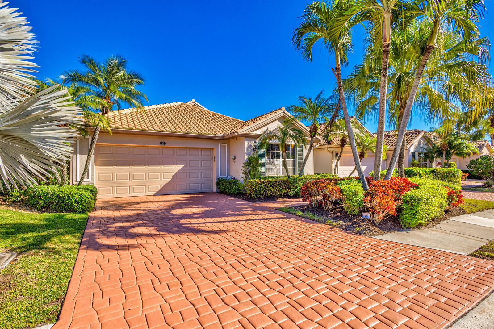 919 Augusta Pointe Drive, Palm Beach Gardens FL 33418